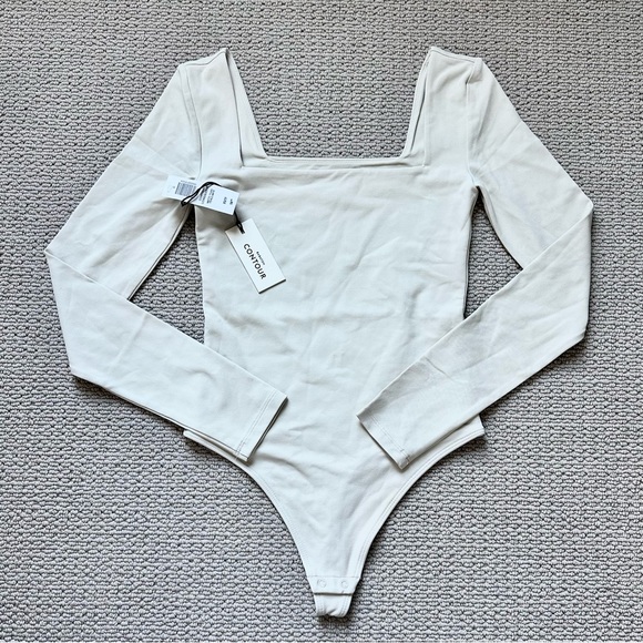Babaton Contour Bodysuit - Picture 1 of 10
